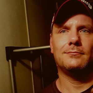 Meet your Posher, Jason